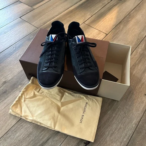 Louis Vuitton Men's Black Sneakers - Picture 1 of 10